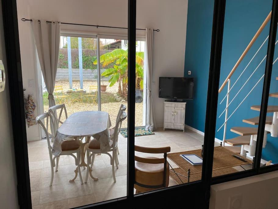 La Cabane De Lily - T2 Classe 3 Etoiles Rochefort  Exterior photo