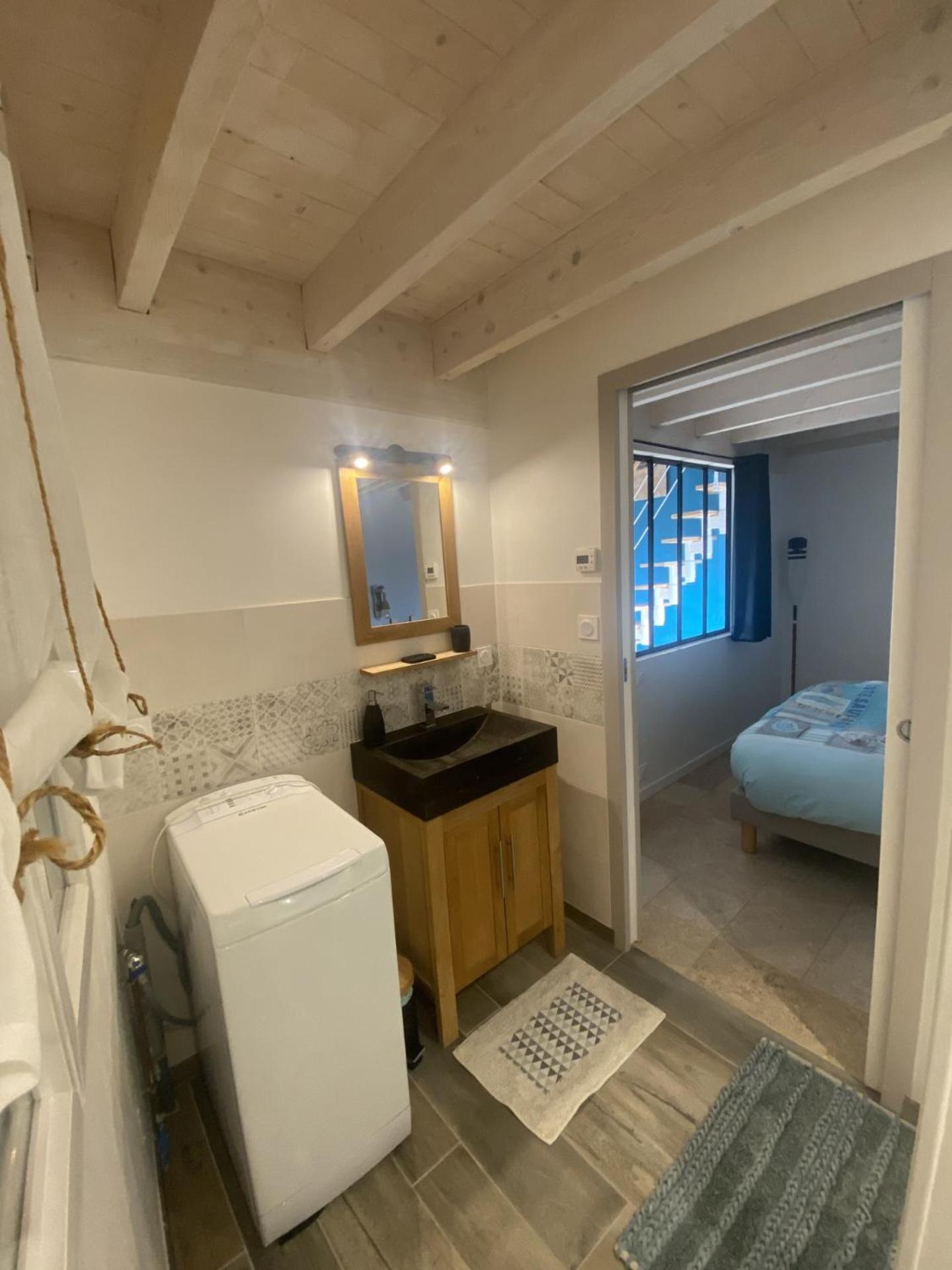 La Cabane De Lily - T2 Classe 3 Etoiles Rochefort  Exterior photo